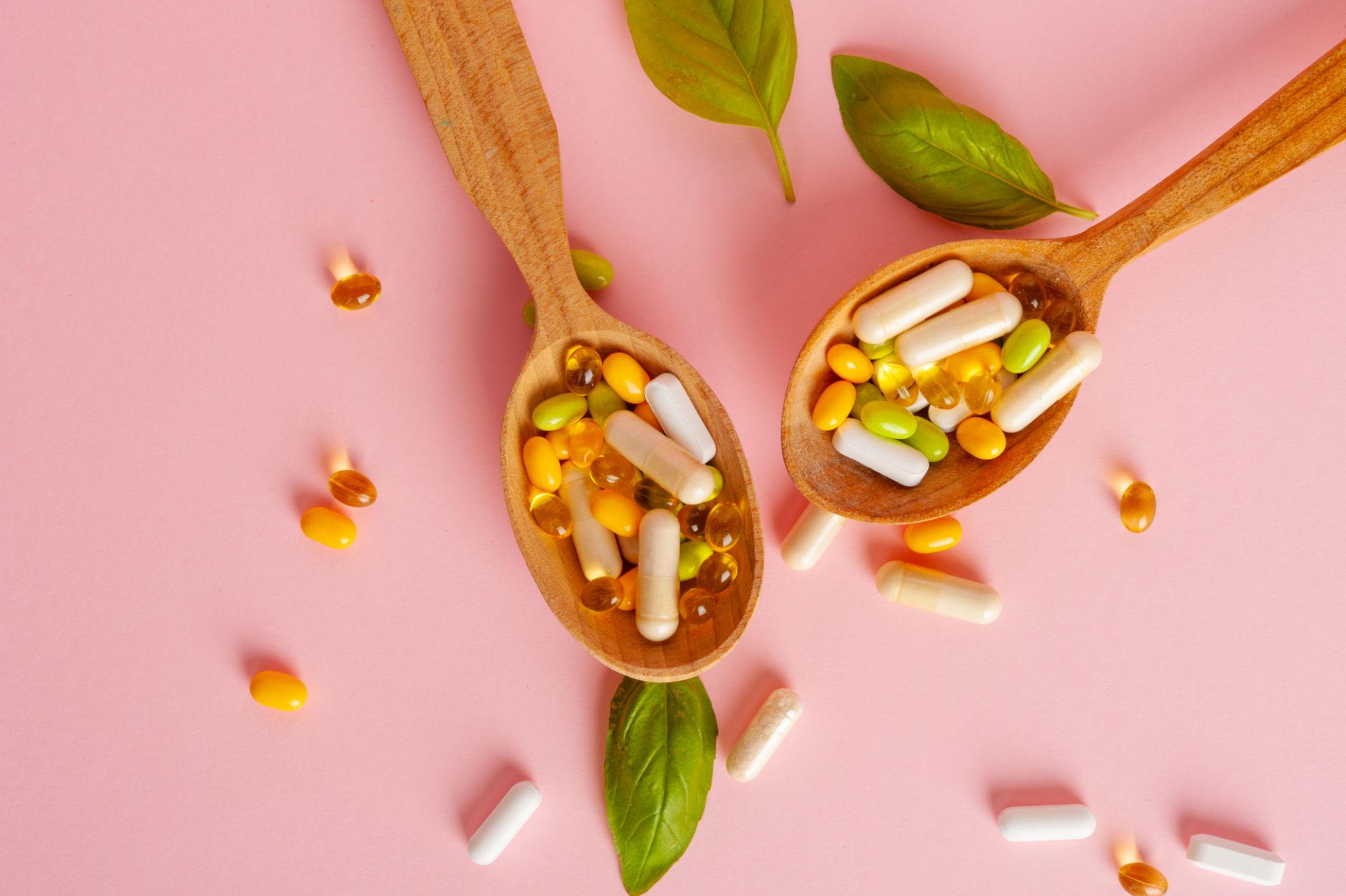 daily vitamin supplements and healthy diet