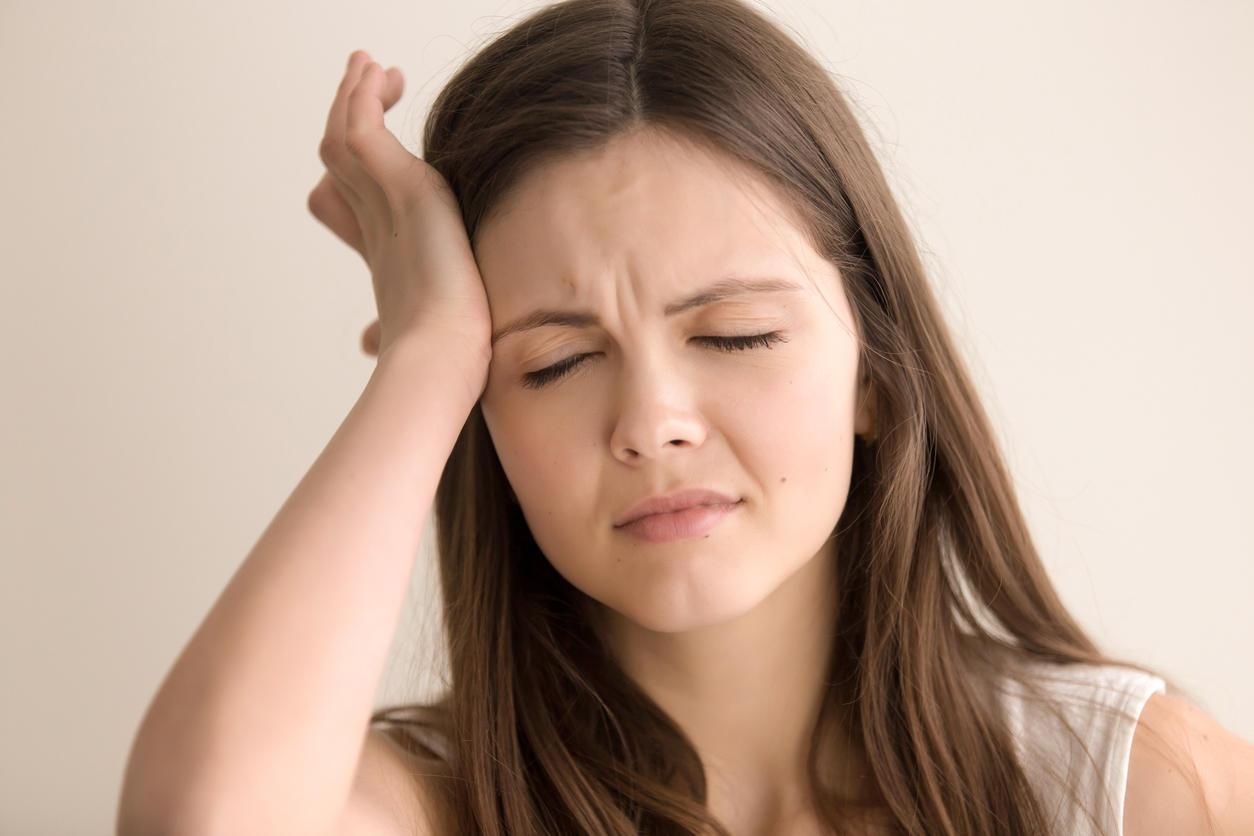 vitamin B12 deficiency signs and symptoms
